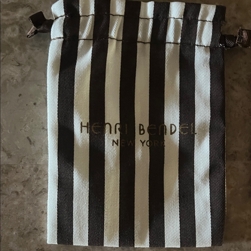 Henri Bendel Pink and Black Striped Key Holder - Picture 4 of 5